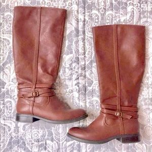 Lauren Conrad Size 5.5 Tall Faux Leather Brown Cognac Riding Buckle Strap Boots